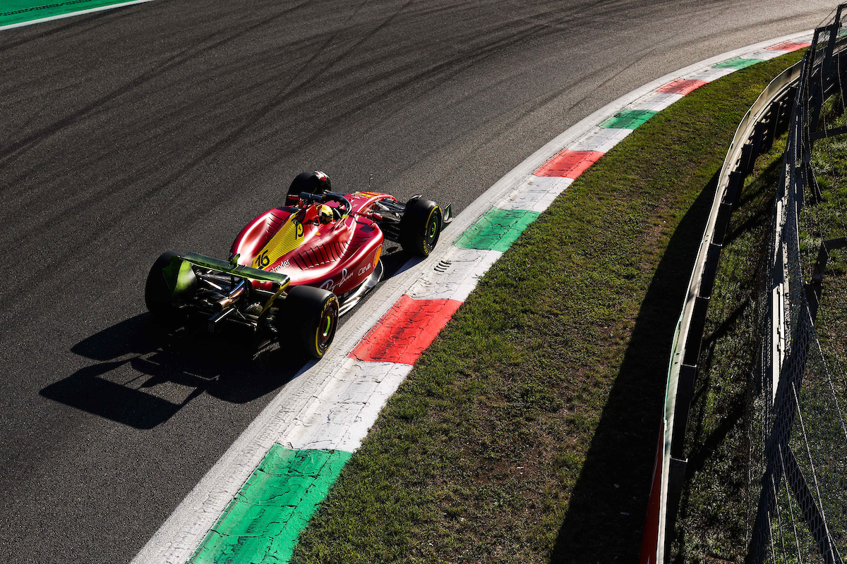 Charles Leclerc sulla Ferrari durante il GP d'Italia a Monza (Foto DPPI/Panoramic/Insidefoto)