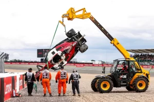 Incidente Guanyu Zhou, GP Silverstone